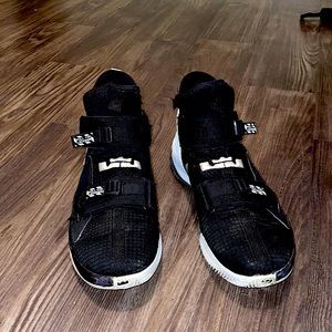 LEBRON SOLDIER XIII 13 BLACK WHITE SHOES